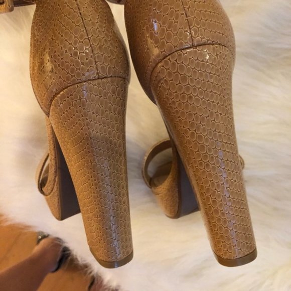 Shoe Republic LA nude snake block heels - Picture 4 of 5